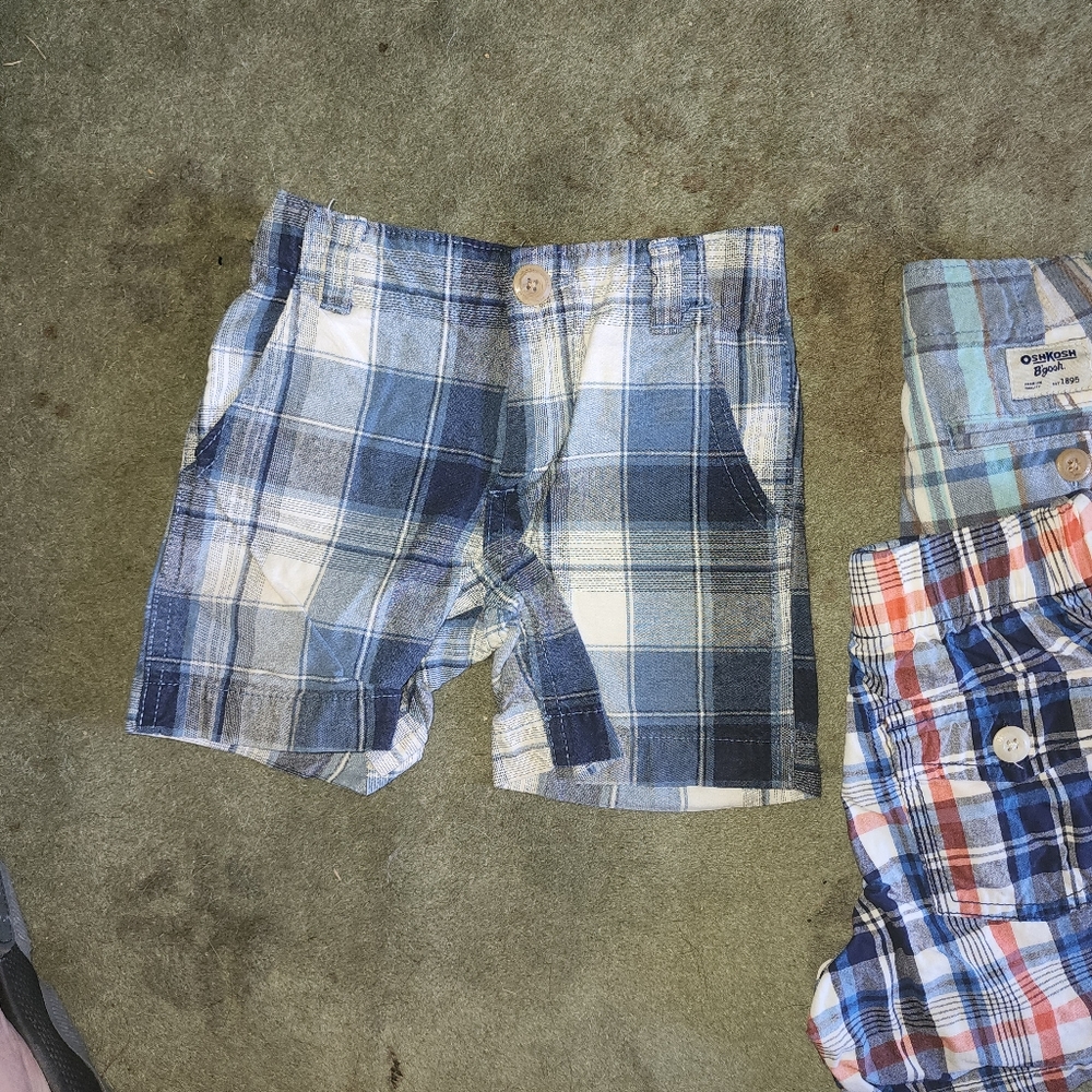 4-2T Oshkosh shorts